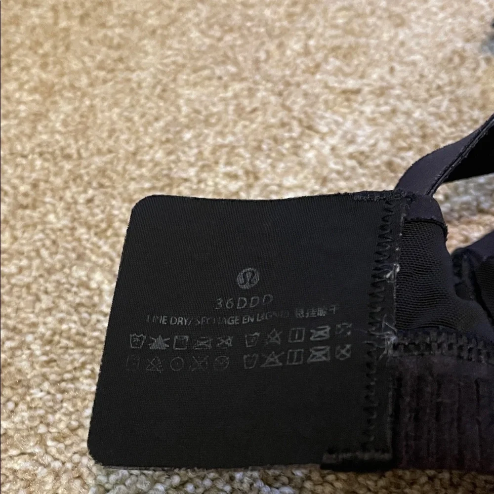 Lululemon Athletica air support bra - Picture 3 of 5